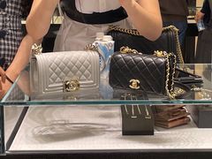 -Chanel(德基广场店)
