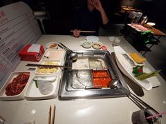 -海底捞火锅鲜切牛肉主题店(长寿路店)