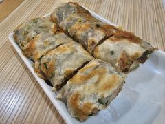 葱饼卷牛肉-台北楚楚园馅饼粥(虹桥南丰城店)