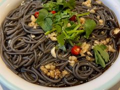 -刘胖子家常菜·蹄花焖藕(江汉路总店)