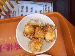 -海口骑楼小吃街