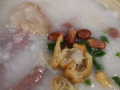 -新大咀港式茶餐厅(宝山万达店)
