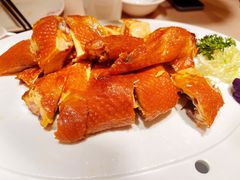 招牌金沙脆皮鸡-尚一汤·粤菜海鲜(环球港店)