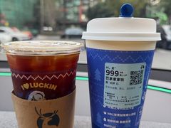 -瑞幸咖啡(凯德虹口龙之梦店)