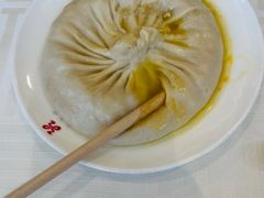 蟹黄汤包-怡园饭店-餐厅(四望亭店)