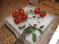 番茄脆菇沙拉-小大董·烤鸭(王府井apm店)