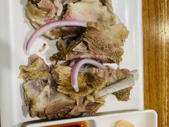 手抓羊肉半斤-贯贯吉·清真餐厅(浙江中路店)