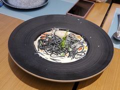 -杏荟旋转餐厅(广州爱群店)