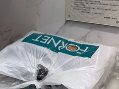 -福奈特洗衣·洗鞋·奢侈品护理(百联中环店)