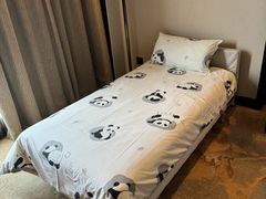 -成都保利公园皇冠假日酒店(熊猫基地店)