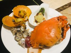 螃蟹-大中华希尔顿酒店-念自助餐·嗨啤·小龙虾