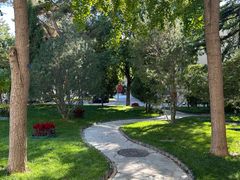 -汗腾格里·风味餐厅(新疆驻京办店)