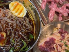 -青瓦餐厅·生鱼片·韩园烤肉(西塔店)