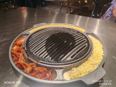 -猪掌柜韩国烤肉(六折店)