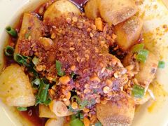 -拈签一笑黄牛肉辣卤串串