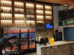 -雪熊哈尔滨烧烤·精酿啤酒·砂锅(中央胜境店)