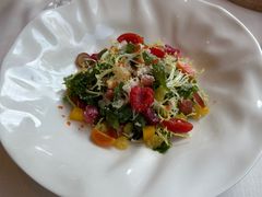 芝麻菜沙拉配柚子油醋汁-福楼法餐厅FLO