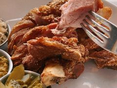 -MONICH牛排融合餐厅(和义大道购物中心店)