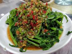 -洪霞餐馆