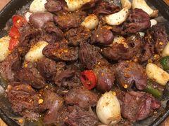 鸡心-老东镇啤酒屋海鲜加工·蒸汽海鲜·海鲜烧烤(台东店)