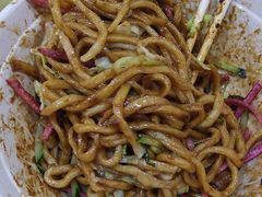 -黑八私房老北京炸酱面