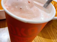 草莓奶昔-Moka Bros 摩卡站(西单大悦城店)