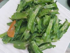 -小辣妹川味海鲜加工店(第一市场椰风巷店)