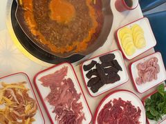 -毛辣果·贵州红酸汤牛肉火锅(西单店)