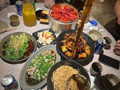 -巴厘龙虾·榜首油焖大虾(音乐学院·沿江酒馆店)