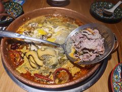 -洱火云南酸菜牛肉火锅(石景山当代商城店)