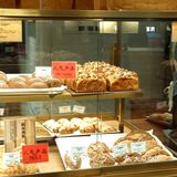 都是麪包師現做的，看起來很拿的出手