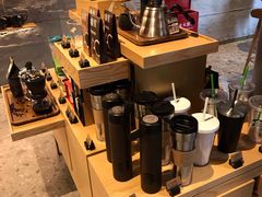 零售区-星巴克臻选(济南恒隆店)
