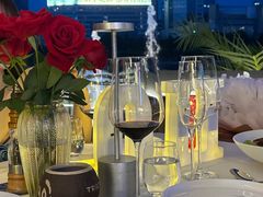 -MONICH牛排融合餐厅(和义大道购物中心店)