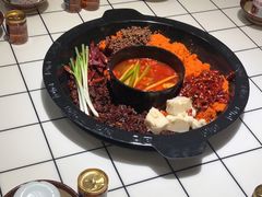 -扎起市井老火锅(乐山总店)