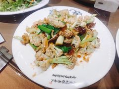 -靠山屯东北农家菜(八龙桥雅苑店)