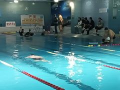 -阳光国际游泳培训基地