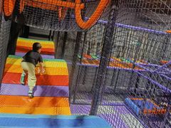 -Tenker Club弹刻极限主题公园 · 蹦床 · 团建 · 生日派对(大关店)