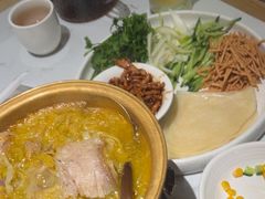 -关东小磨东北菜(漕河泾印象城店)