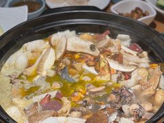 -一朵菌·野生菌探索家火锅(南亚店)