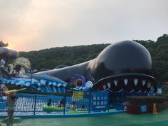 -平湖九龙山乐满地水上乐园