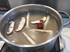 -百品聚旋转火锅(号外店)