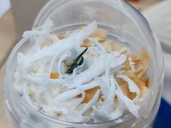 手抄生打椰皇冰-喜茶(深圳万象城黑金店)