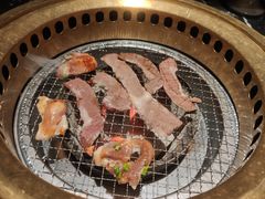 -山川小町·极番烧肉(新地假日广场店)
