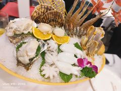 -德天肥牛海鲜火锅(龙吟坊店)
