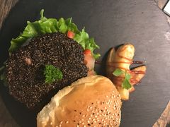 -HIGH FIVE哈福手工汉堡(桂林路店)