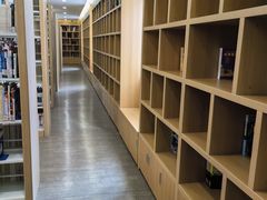 -淮海中路街道图书馆