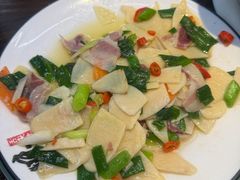 -民间瓦缸煨汤館(嵩山路店)