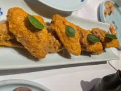 蛋黄鸡翅-卯时·龙光雅宴·精致锡帮菜(惠山古镇店)