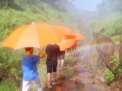 -雪山彩虹谷景区