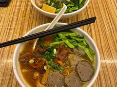 -新记美食(关闸店)